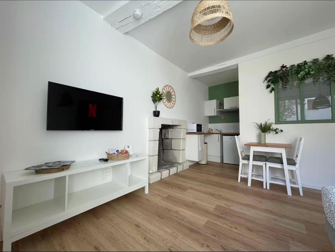 Appartement Chaleureux Blere Ngoại thất bức ảnh